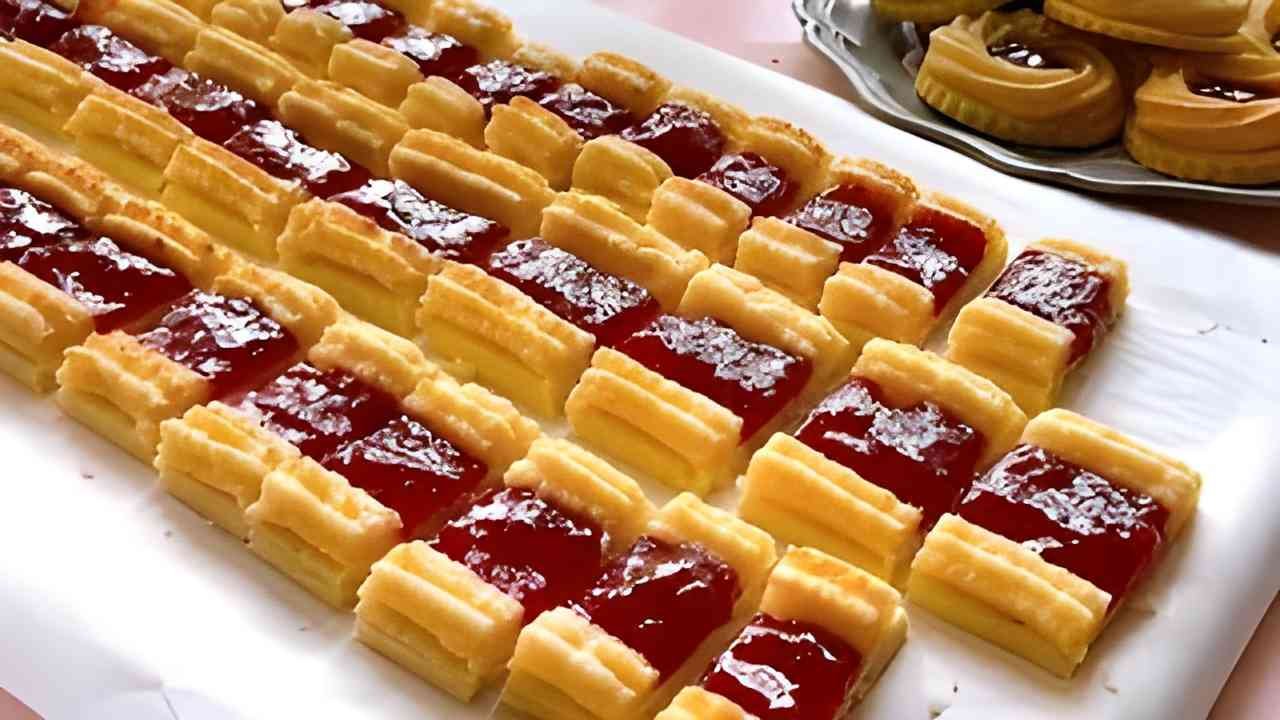 Golden Almond Bliss: Marzipan Cookies - Cookies